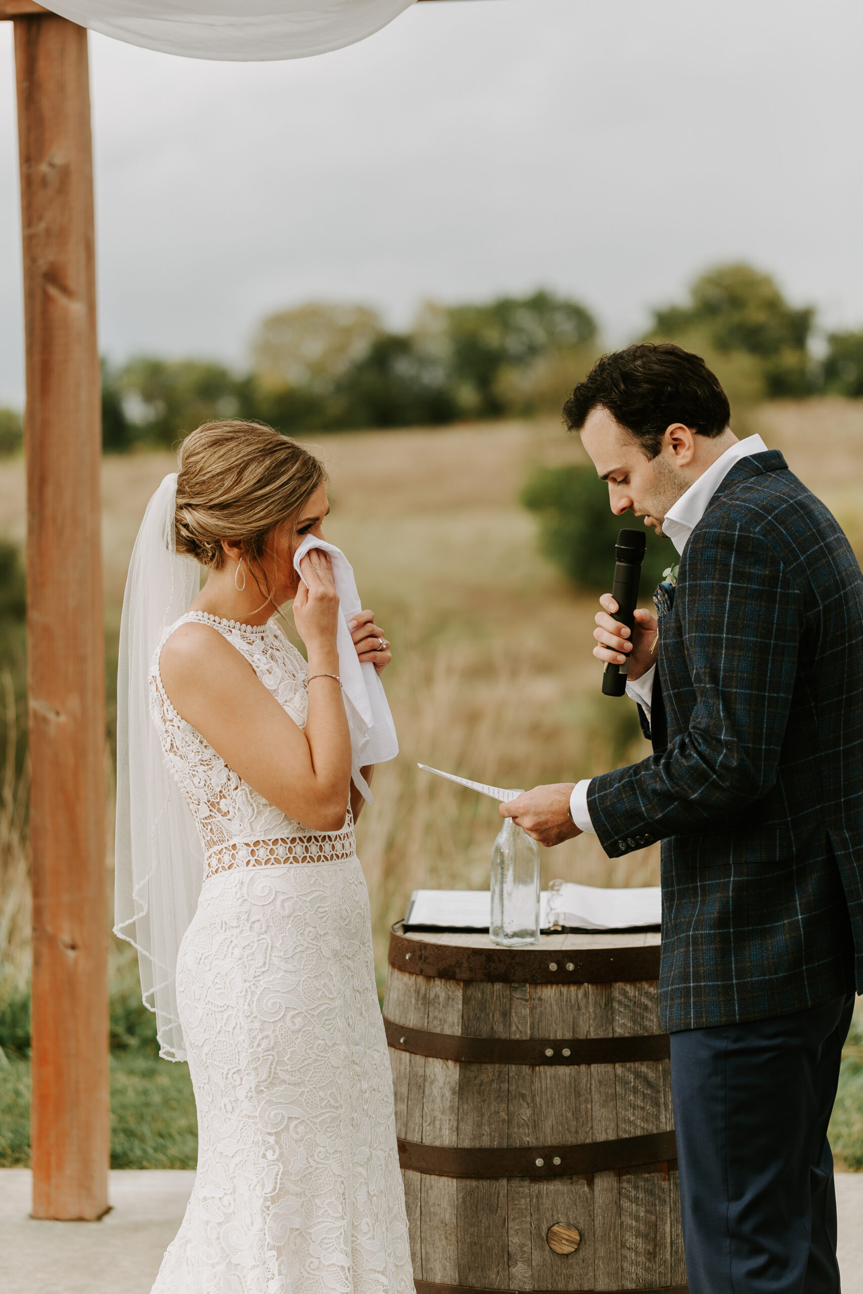 Katherine and Spencers Carper Winery wedding day in Iowa